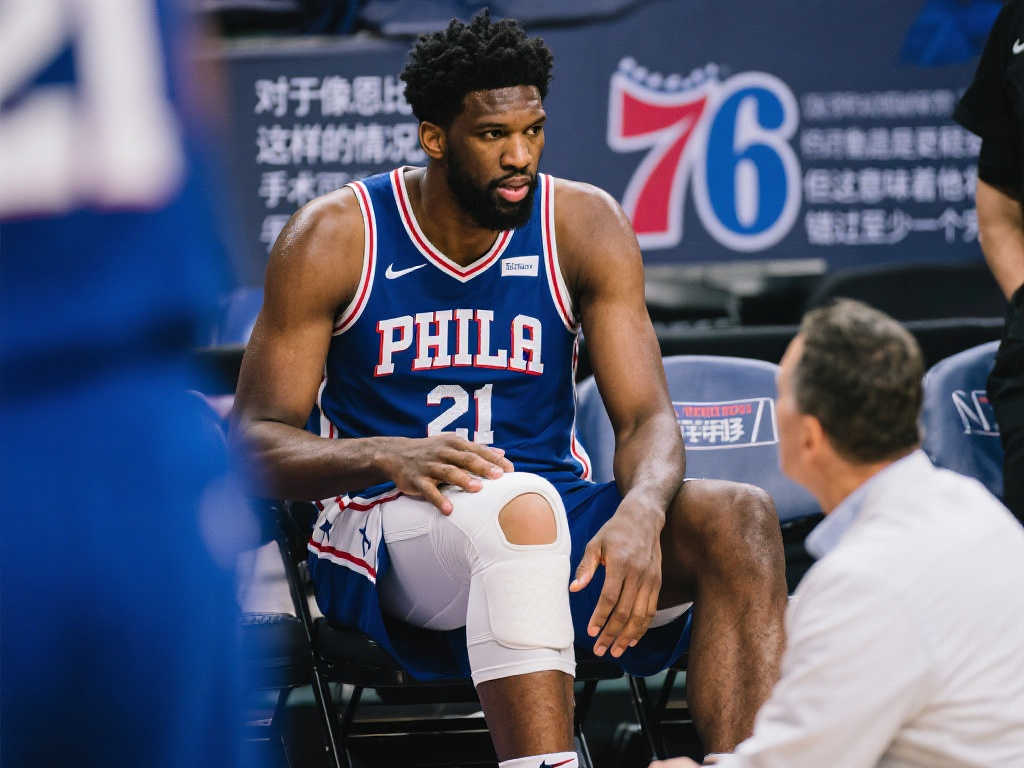 76人危机!恩比德膝伤内幕:手术或致1-2年停赛 76人危机!恩比德膝伤内幕:手术或致1-2年停赛
